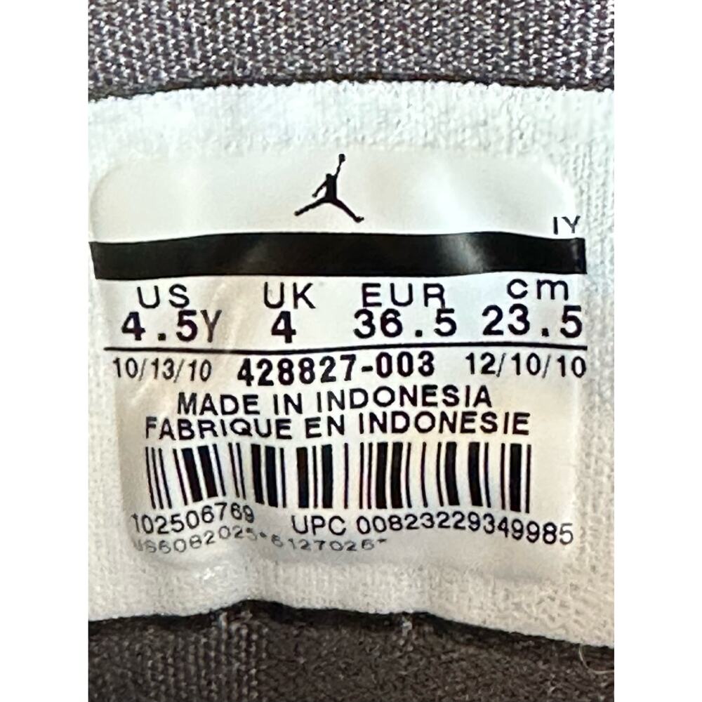 Youth Nike Air Jordan's Flight TR'97 Sneakers Shoes 428827-003 Size 4.5 Grey - Picture 7 of 7